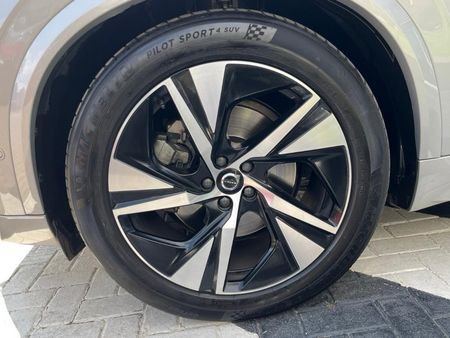 2023-Volvo-XC90-B5-Ultimate-Dark-AWD-Mild-Hybrid_14