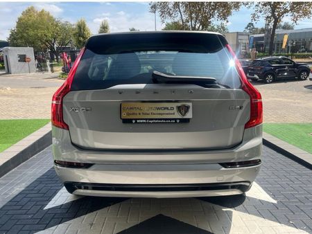 2023-Volvo-XC90-B5-Ultimate-Dark-AWD-Mild-Hybrid_3
