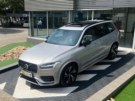 2023-Volvo-XC90-B5-Ultimate-Dark-AWD-Mild-Hybrid_6