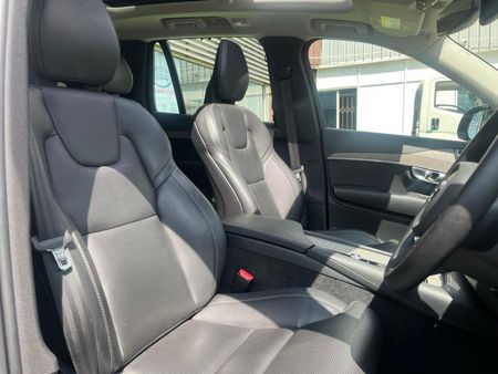 2023-Volvo-XC90-B5-Ultimate-Dark-AWD-Mild-Hybrid_8