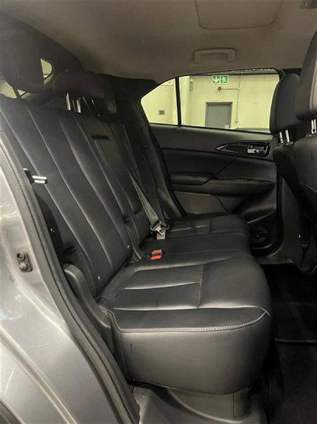 2023-Mitsubishi-Eclipse-Cross-15T-GLS-Auto_12