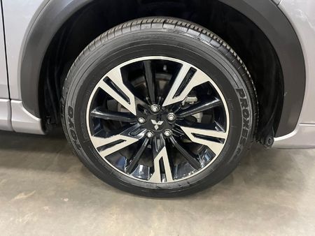2023-Mitsubishi-Eclipse-Cross-15T-GLS-Auto_8