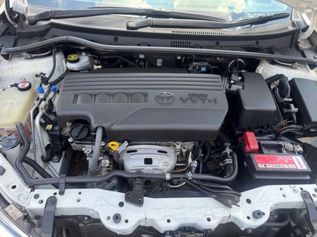2017-Toyota-Corolla-13-Prestige_10