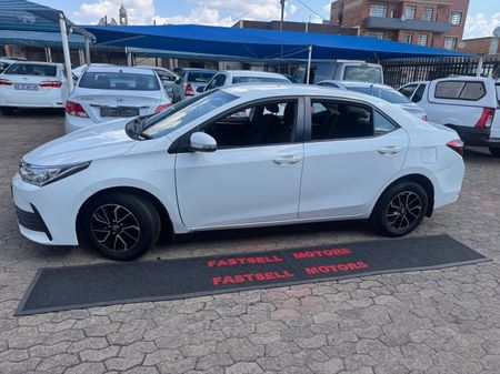 2017-Toyota-Corolla-13-Prestige_1