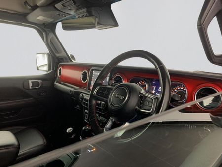 2023-Jeep-Gladiator-Rubicon-36-4x4-Auto-Double-Cab_7