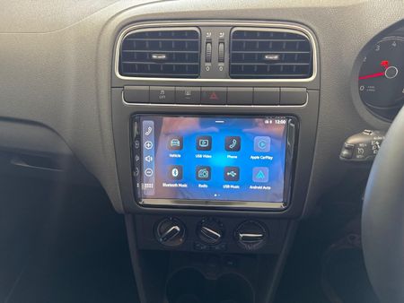 2025-Volkswagen-Polo-Vivo-16-Style_10
