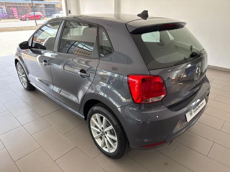 2025-Volkswagen-Polo-Vivo-16-Style_4