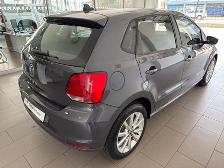 2025-Volkswagen-Polo-Vivo-16-Style_6