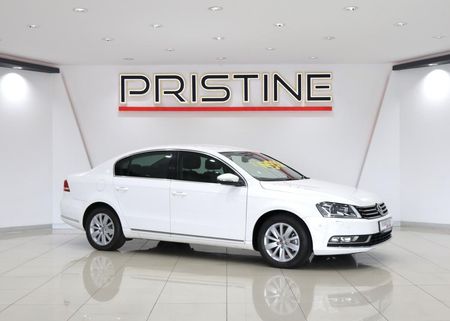 2014-Volkswagen-Passat-18-TSI-Comfortline-Auto-118kW_0
