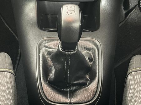 2022-Citroen-C3-12-PureTech-Feel-60kW_10