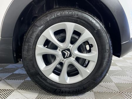 2022-Citroen-C3-12-PureTech-Feel-60kW_7