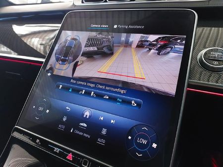 2024-Mercedes-Benz-S-Class-S-350d_15