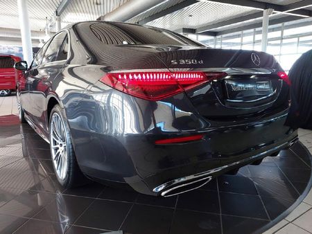 2024-Mercedes-Benz-S-Class-S-350d_2