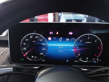 2024-Mercedes-Benz-S-Class-S-350d_8