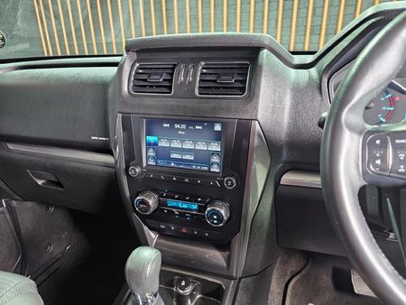 2023-Mahindra-Pik-Up-22-mHawk-S11-Auto-Double-Cab_13