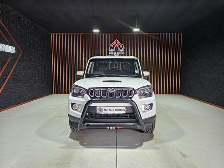 2023-Mahindra-Pik-Up-22-mHawk-S11-Auto-Double-Cab_1