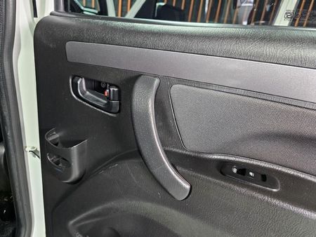 2023-Mahindra-Pik-Up-22-mHawk-S11-Auto-Double-Cab_20