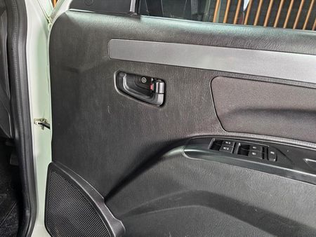 2023-Mahindra-Pik-Up-22-mHawk-S11-Auto-Double-Cab_7