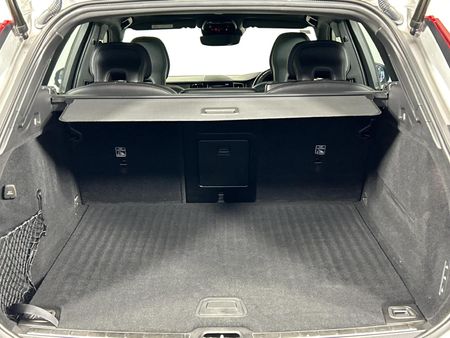 2021-Volvo-XC60-D4-R-Design-Auto-AWD_14