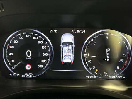 2021-Volvo-XC60-D4-R-Design-Auto-AWD_2