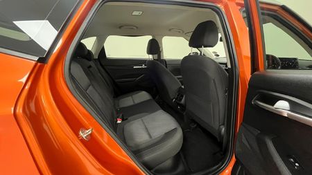 2022-Kia-Seltos-15D-EX_9