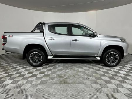 2019-Mitsubishi-Triton-24-Di-Dc-4x4-Auto-Double-Cab_16