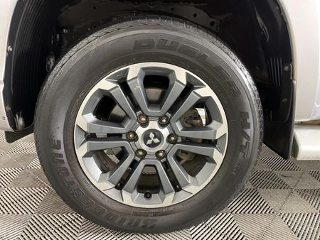 2019-Mitsubishi-Triton-24-Di-Dc-4x4-Auto-Double-Cab_4