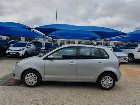 2017-Volkswagen-Polo-Vivo-VW-POLO-VIVO-14_4