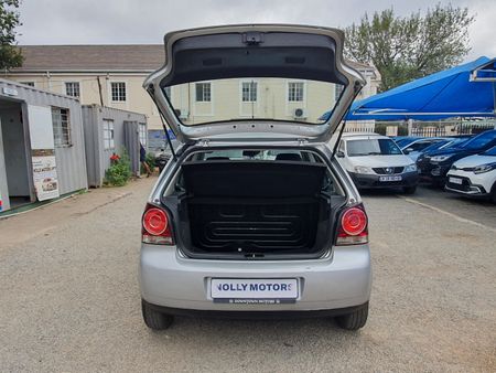 2017-Volkswagen-Polo-Vivo-VW-POLO-VIVO-14_8