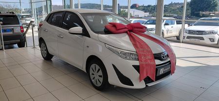 2019-Toyota-Yaris-15-XI-5-dr_0