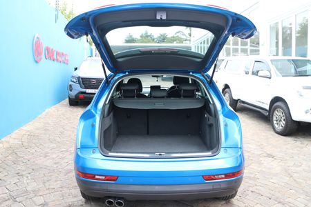 2017-Audi-Q3-20-TFSI-quattro-Auto-132kW_14
