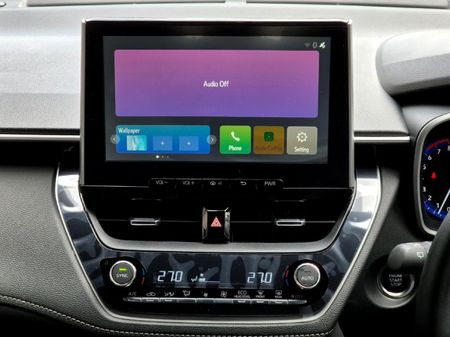 2026-Toyota-Corolla-Cross-18-XS_15