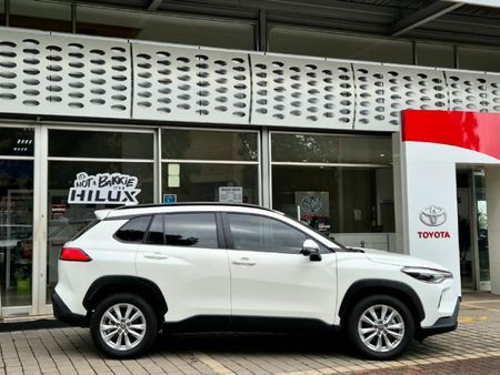 2026-Toyota-Corolla-Cross-18-XS_2