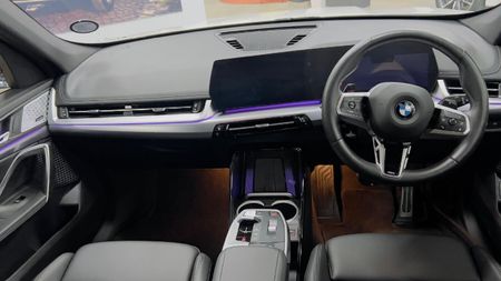 2024-BMW-X1-sDrive18i-M-Sport_10