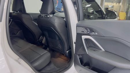 2024-BMW-X1-sDrive18i-M-Sport_14