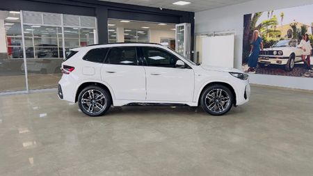 2024-BMW-X1-sDrive18i-M-Sport_7