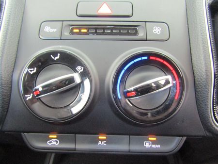 2024-Kia-Sonet-15-LX-Auto_22