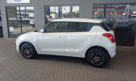 2023-Suzuki-Swift-12-GL_1