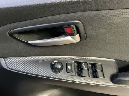2017-Mazda-2-15-Active-5-dr_23