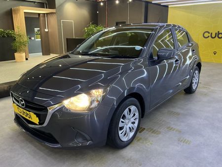 2017-Mazda-2-15-Active-5-dr_2