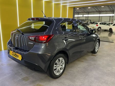 2017-Mazda-2-15-Active-5-dr_7