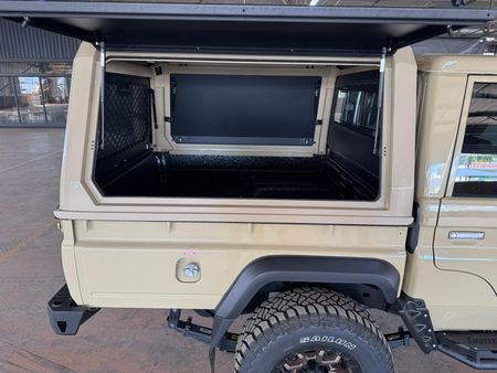 2026-Toyota-Land-Cruiser-79-28-GD-6-Auto-Double-Cab_9