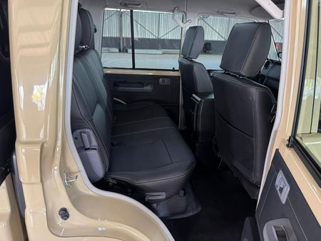 2026-Toyota-Land-Cruiser-79-28-GD-6-Auto-Double-Cab_10