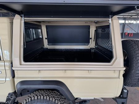 2026-Toyota-Land-Cruiser-79-28-GD-6-Auto-Double-Cab_14