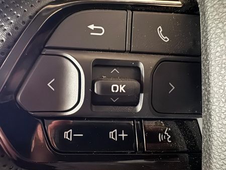 2026-Toyota-Land-Cruiser-79-28-GD-6-Auto-Double-Cab_22