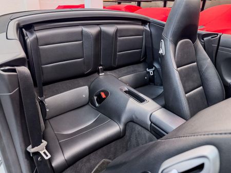 2013-Porsche-911-Carrera-S-Cabriolet-Auto_15