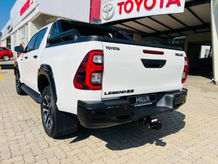 2026-Toyota-Hilux-28-GD-6-RB-Legend-55-Auto-Double-Cab_3