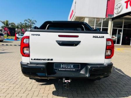 2026-Toyota-Hilux-28-GD-6-RB-Legend-55-Auto-Double-Cab_4
