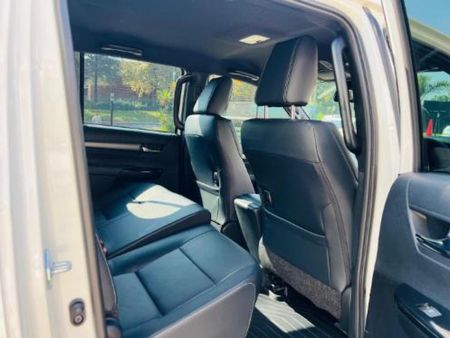 2026-Toyota-Hilux-28-GD-6-RB-Legend-55-Auto-Double-Cab_7
