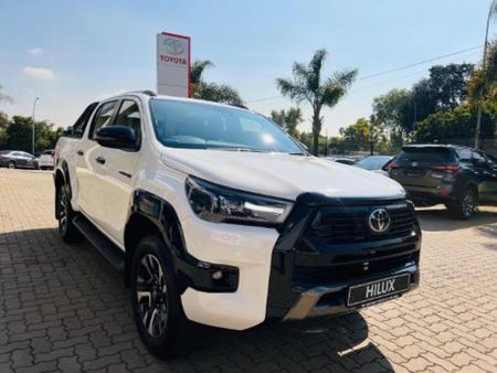 2026-Toyota-Hilux-28-GD-6-RB-Legend-55-Auto-Double-Cab_8